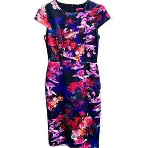 EUC Betsey Johnson Floral Stretch Dress Size 6
